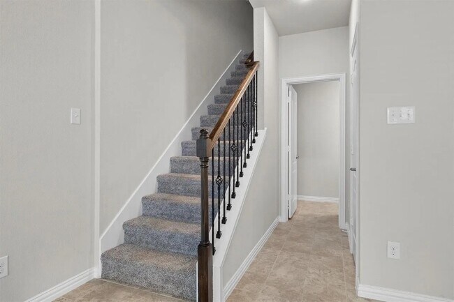 Building Photo - 3300 Becker Dr