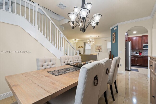 Building Photo - 8825 NW 100th Pl