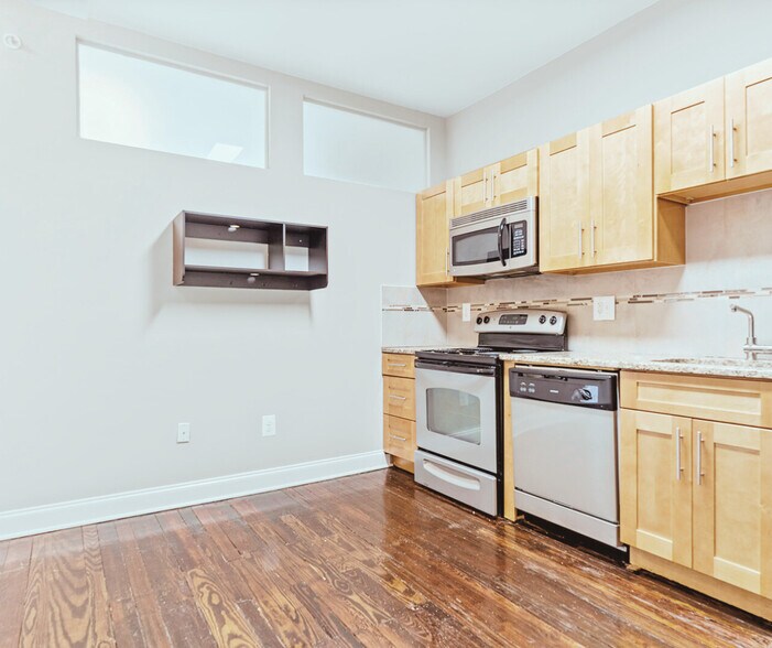 Building Photo - 3830 Baring St