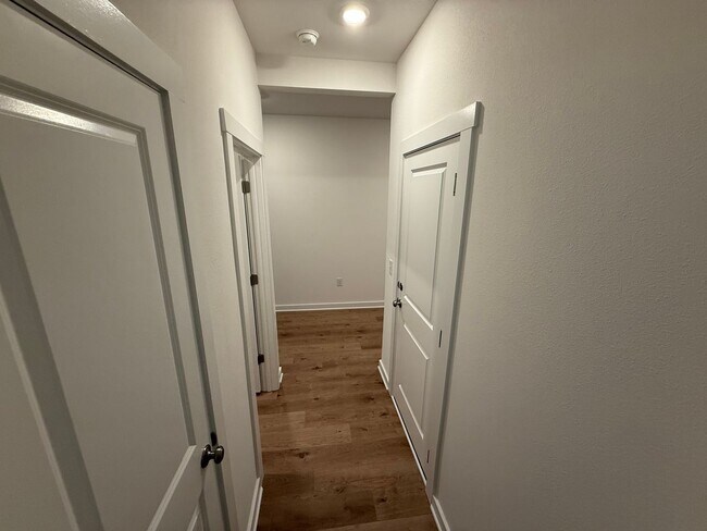 Building Photo - Free Wi-Fi for the first year! 4 Bed/2 Bat...