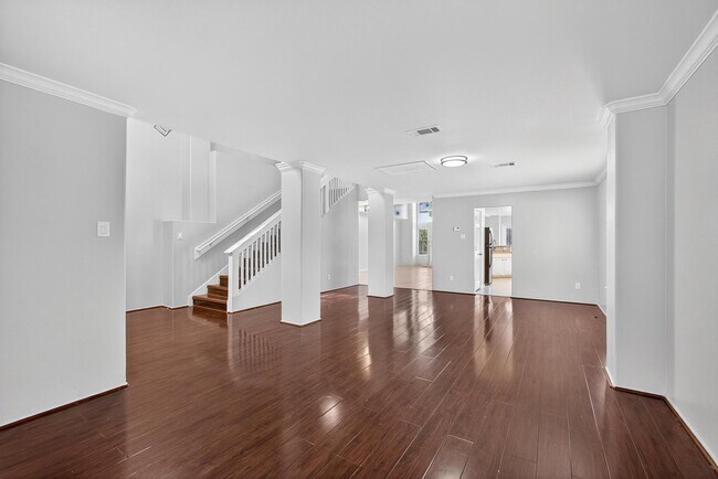 Building Photo - 2202 Laurel Branch Way