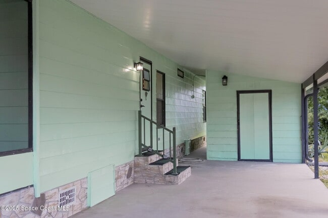 Building Photo - 506 Susan Dr