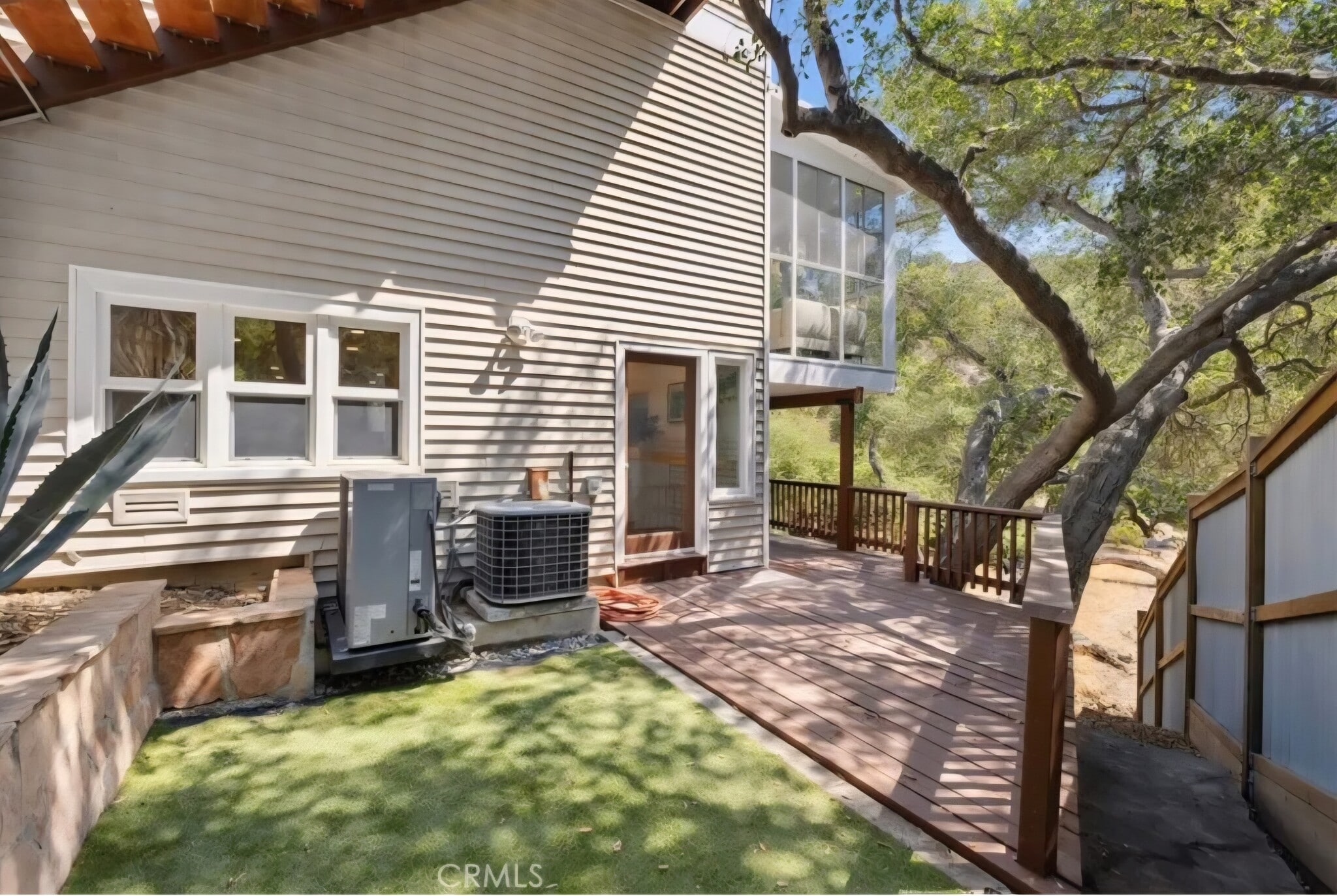 Building Photo - 380 Box Canyon Rd