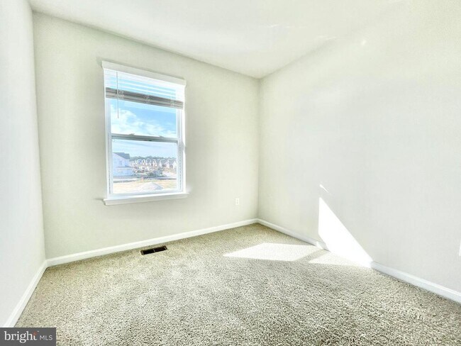 Building Photo - 522 Ridgely Blvd