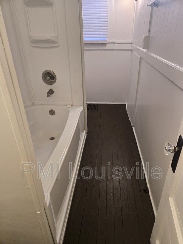 Building Photo - 1310 Olive St