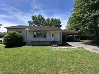 Building Photo - 313 Ginnie Ln