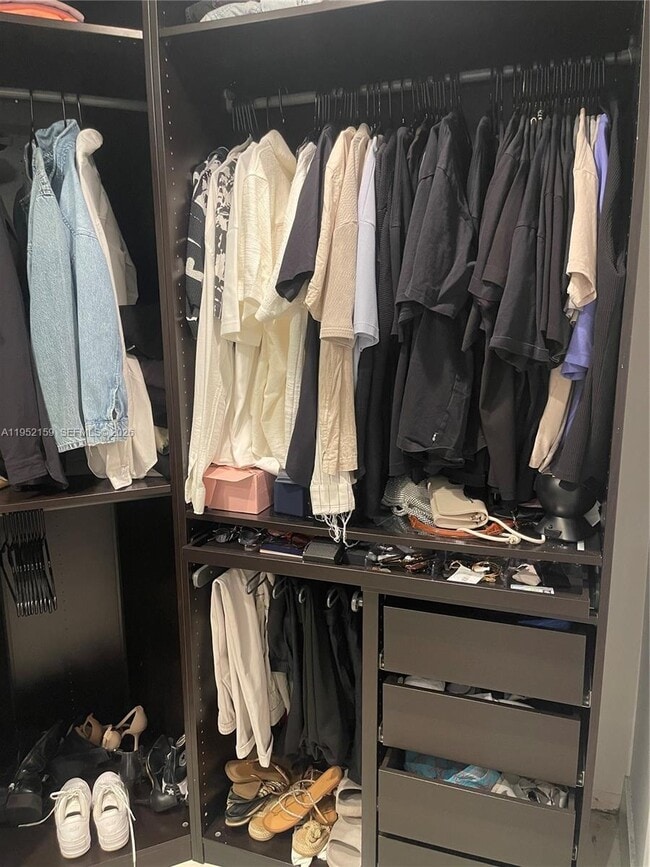 Building Photo - 10153 SW 51st St