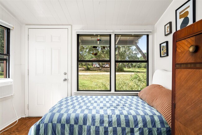 Building Photo - 11773 Newberg Rd