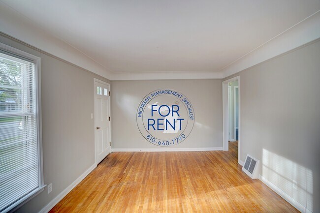 Building Photo - 708 Fremont St