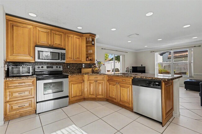 Building Photo - 17367 SW 20th Ct