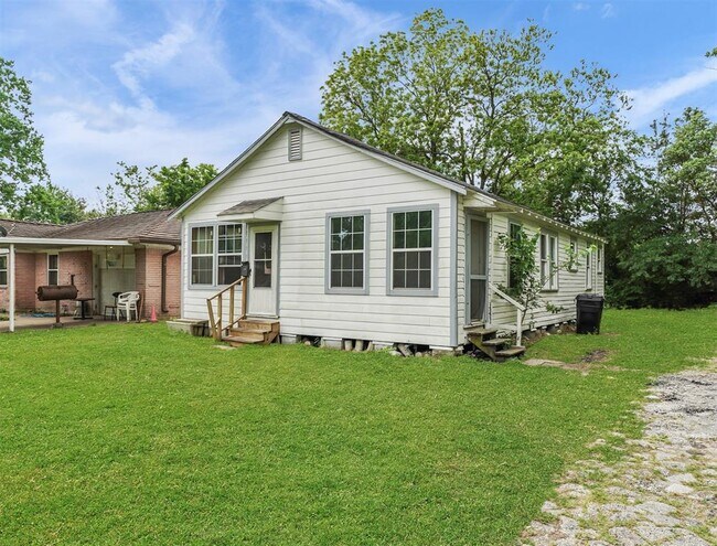 Building Photo - 4142 Mallow St