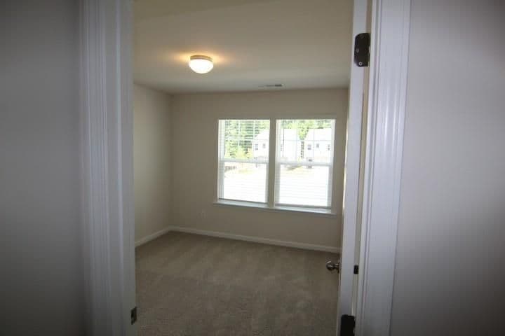 Building Photo - 51 Briarwood Dr W