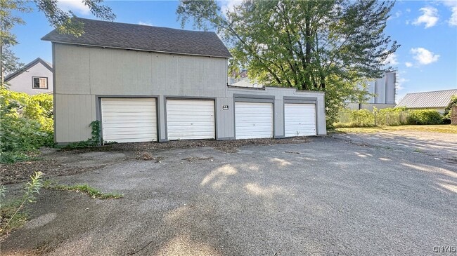 Building Photo - 809 Hamilton St