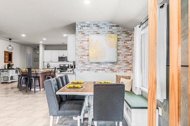 Building Photo - 3525 Pearl Mill Ln