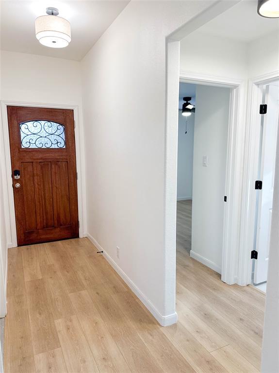 Building Photo - 1437 April Meadows Loop