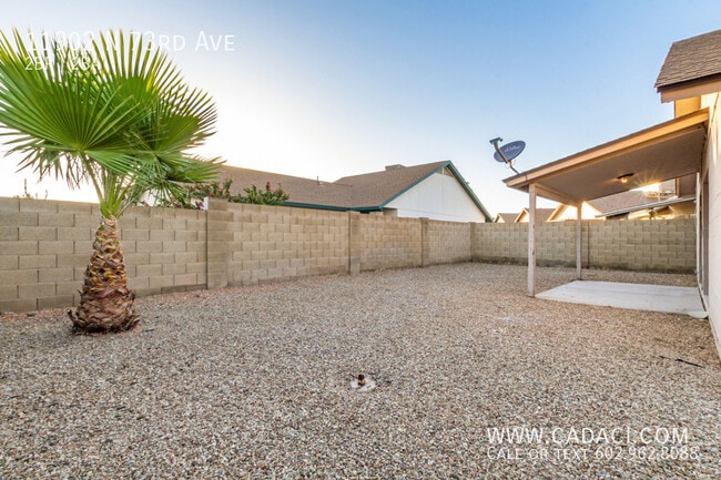 Building Photo - 11902 N 73rd Ave