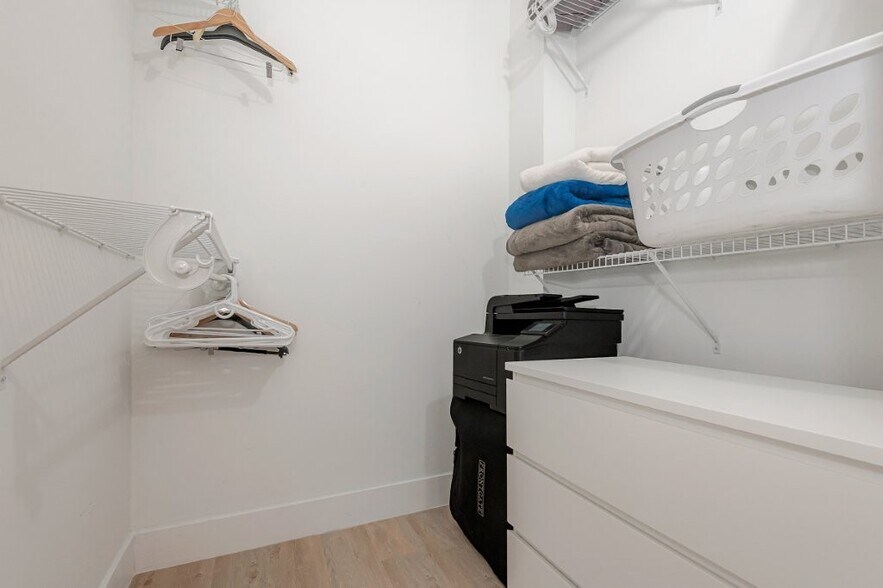 Building Photo - 2301 Collins Ave