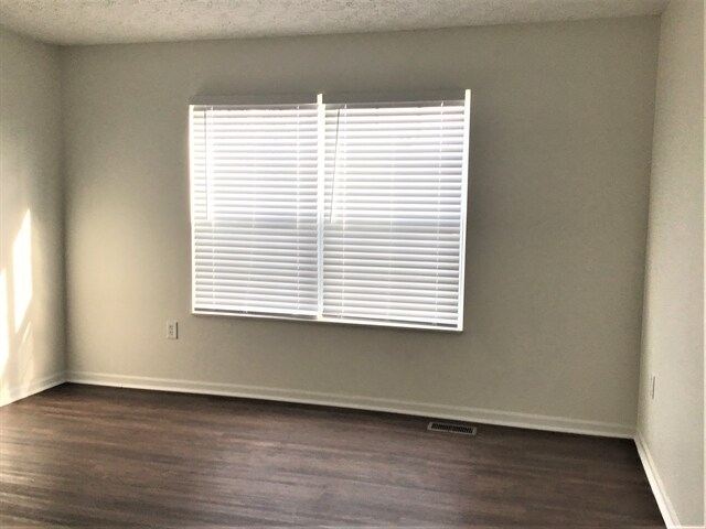 Building Photo - 857 Cedar Run Dr