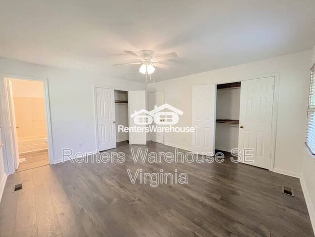 Building Photo - 411 Linkenborough Dr