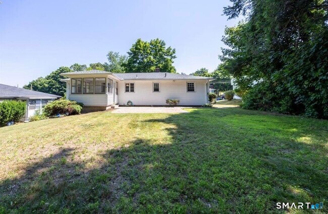 Building Photo - 32 Kaynor Dr