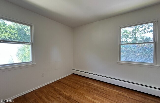 Building Photo - 43 Conforti Ave