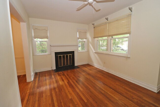 Building Photo - 2716 Heyward St