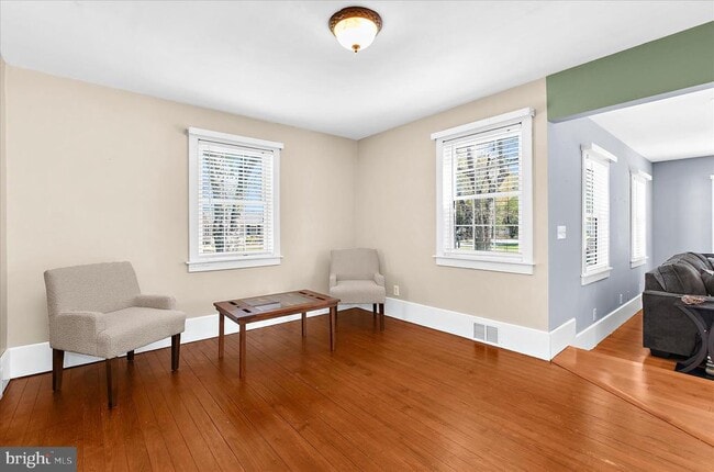 Building Photo - 161 Margate Dr