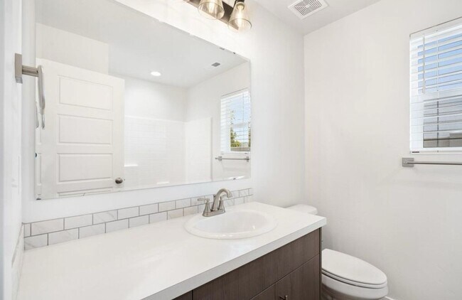 Building Photo - Amazing Home In Meridian!