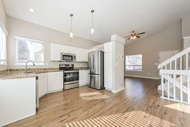 Building Photo - 16282 Bluebell Pl