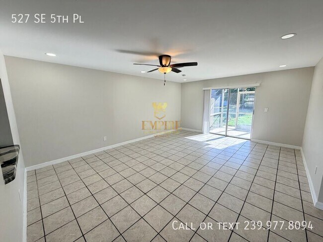 Building Photo - 527 SE 5th Pl