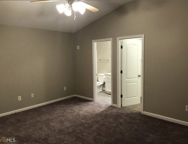 Building Photo - 139 Shenandoah Dr