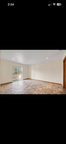 Building Photo - 5164 Don Pio Dr