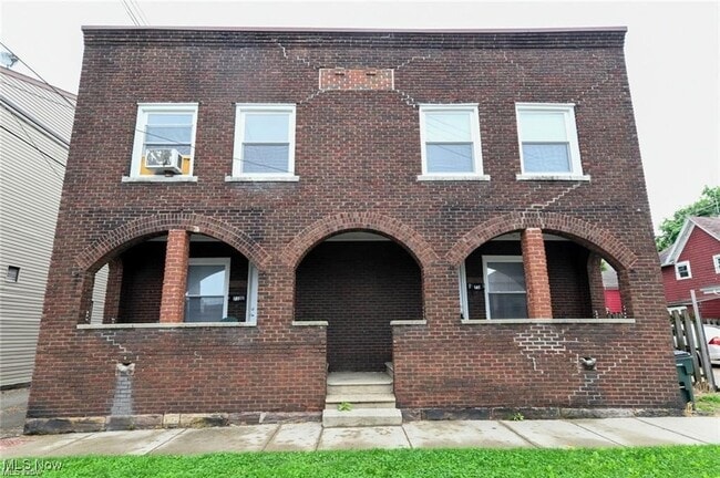 Building Photo - 71-73 6th St NW