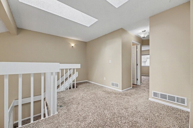 Building Photo - 8786 Allison Dr