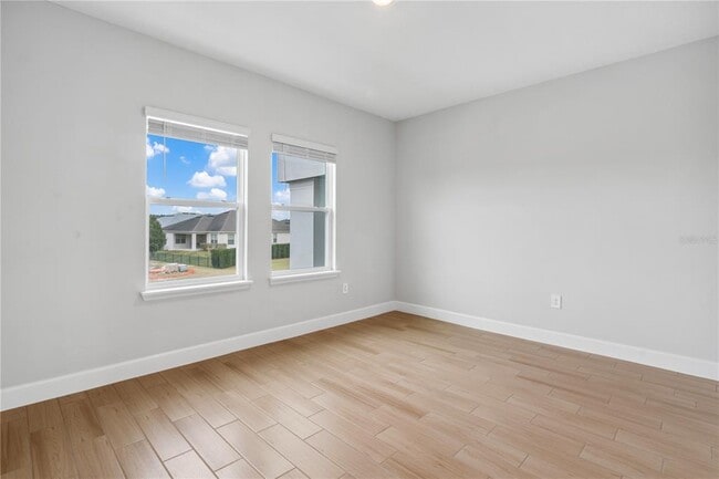 Building Photo - 512 Bellflower Way