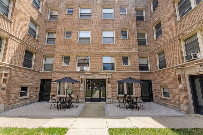 Building Photo - 1629 W Chase Ave