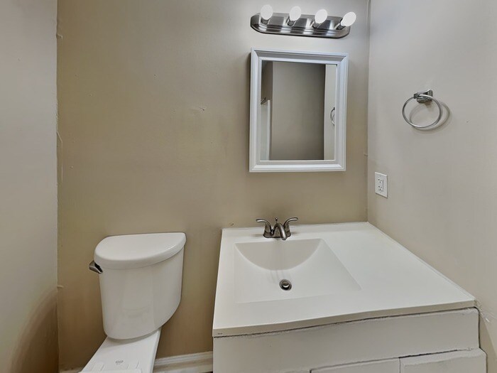 Building Photo - 3985 Casa Verde Dr