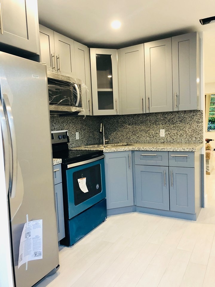 Building Photo - 52 E 17th St