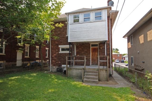 Building Photo - 374 E 12th Ave