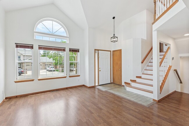 Building Photo - 12765 Utica Cir