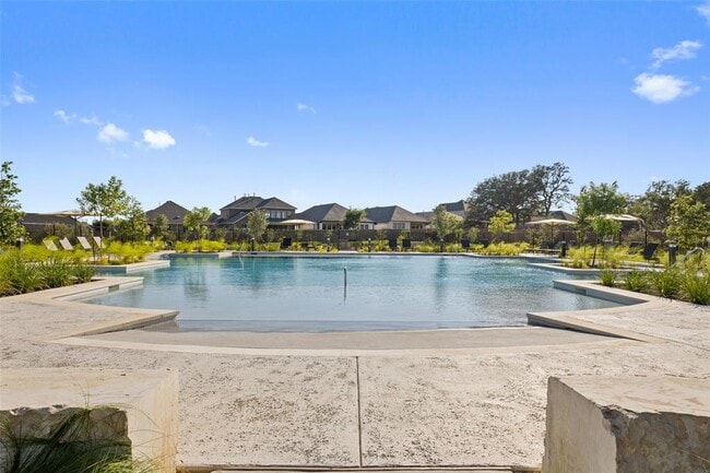 Building Photo - 122 Revere Dr