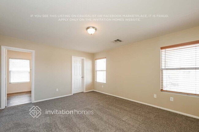 Building Photo - 11169 Alora St