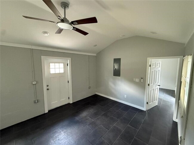 Building Photo - 7870 Rand Rd