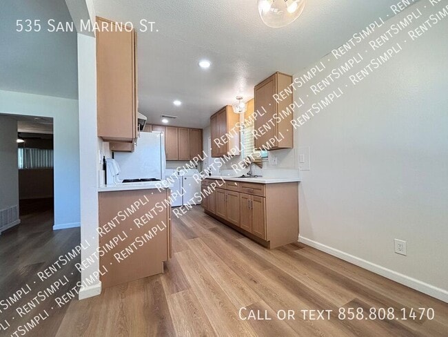 Building Photo - 535 San Marino St