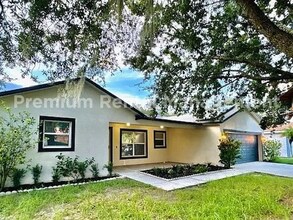 Building Photo - Welcome to Your Ideal Rental Retreat!