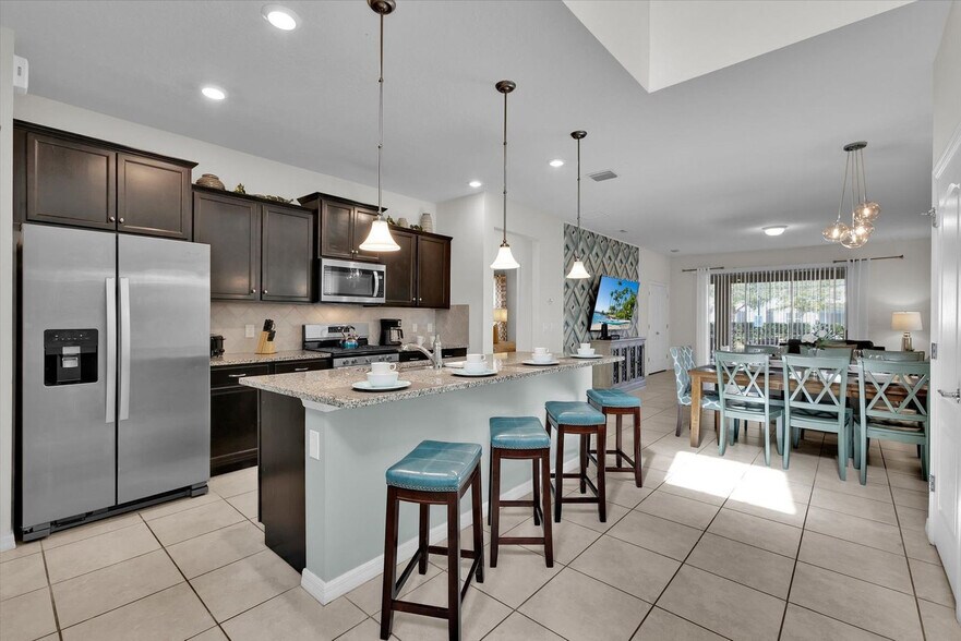 Building Photo - 5541 Misty Oak Cir