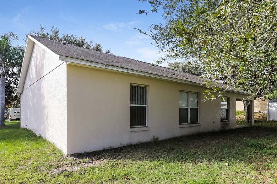 Building Photo - 203 Southern Breeze Dr