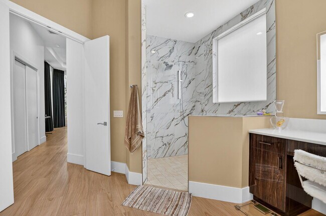 Building Photo - 7843 Villa D Este Way