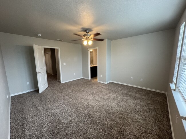 Building Photo - 724 Westfield Blvd