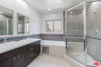 Building Photo - 1409 Armacost Ave